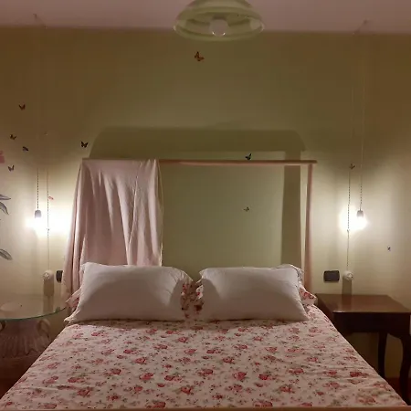 公寓 Tra Gli Ulivi