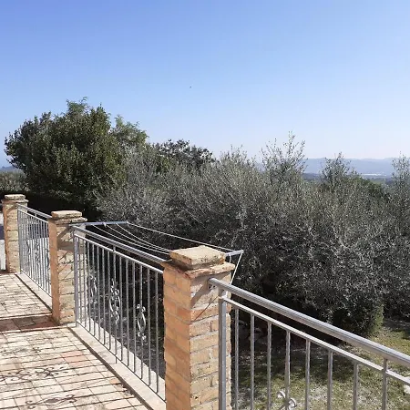 Tra Gli Ulivi 公寓 *